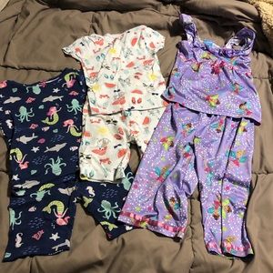 Lot of pajamas 3